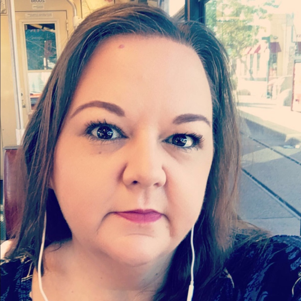 Meet your Posher, Kellie